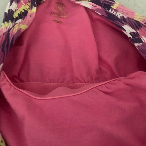 NWT New Balance Athletic Racer top Size Small . Lining Bra ty for looking - Picture 5 of 5